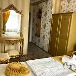 فندق Liliova Old Town