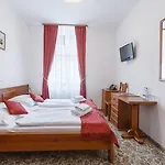 Liliova Old Town 4*