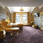Liliova Old Town 4* براغ