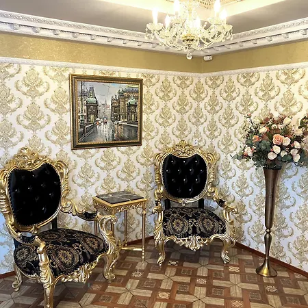 Liliova Old Town 4*