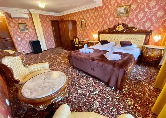 호텔 Liliova Old Town 4*