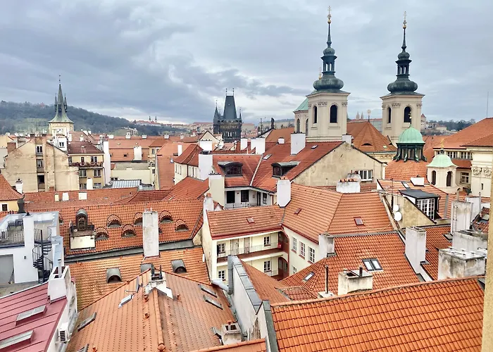 Liliova Old Town 4*
