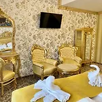 Otel Liliova Old Town 4*