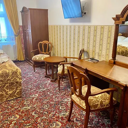 Hotel Liliova Old Town 4*