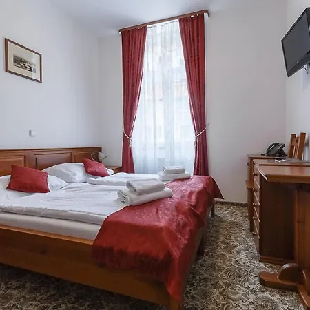 Liliova Old Town فندق 4*