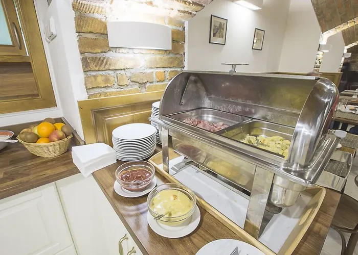 Otel Liliova Old Town 4*