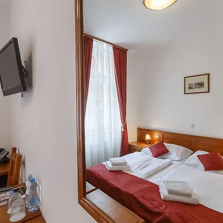 Liliova Old Town 4* Prague