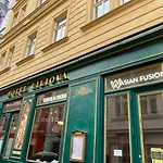 Liliova Old Town Hotel 4*